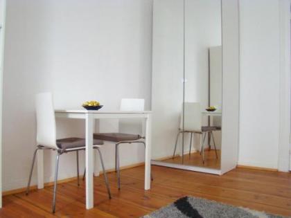 Rooms & Apartment near Zoologischen Garten - image 9