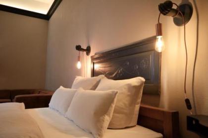 Linnen Luxx Apartment - image 8