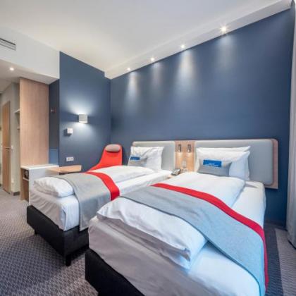 Holiday Inn Express - Berlin - Alexanderplatz - image 16