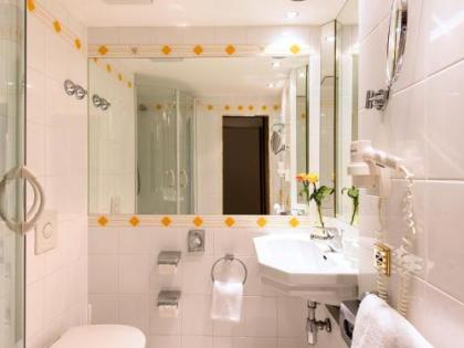 Living Hotel Berlin Mitte - image 13