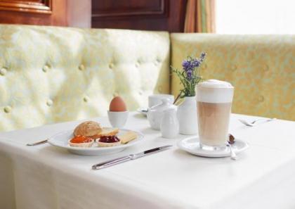 Living Hotel Berlin Mitte - image 17