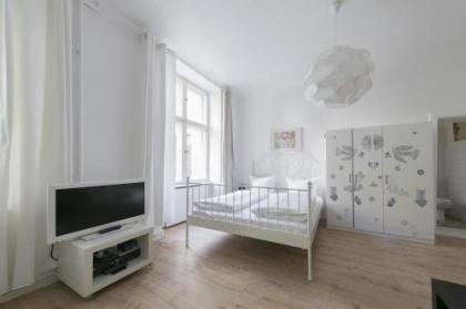 Apartment Berlin Kaiser-Friedrich-Straße - image 5
