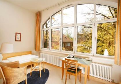 Gäste- und Tagungshaus am Glockengarten - image 11