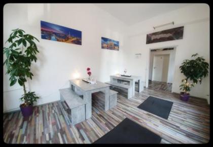 Hostel 199 - image 1