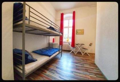 Hostel 199 - image 11