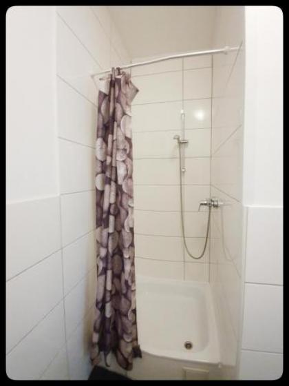 Hostel 199 - image 16