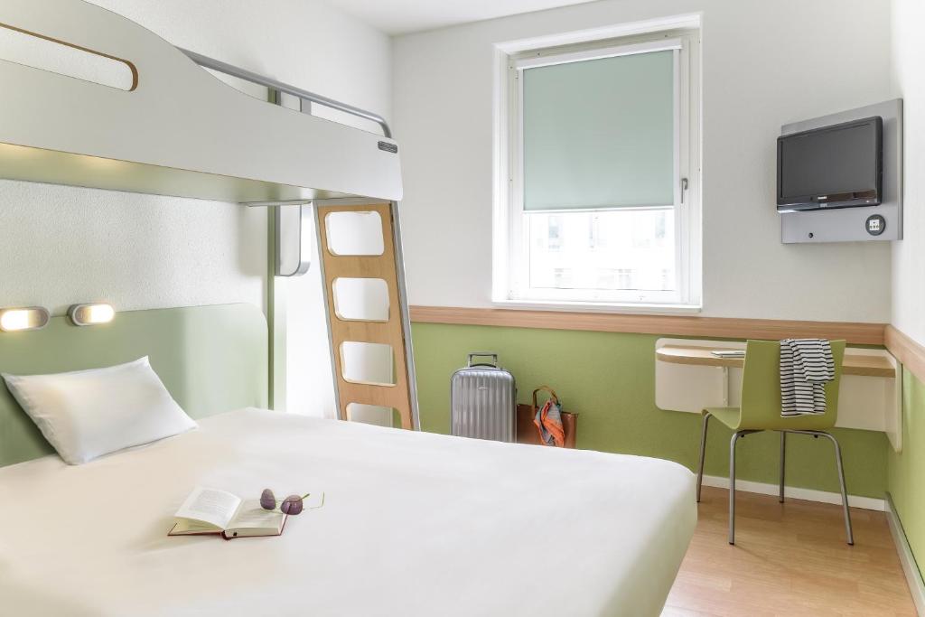 ibis budget Berlin Alexanderplatz - image 6