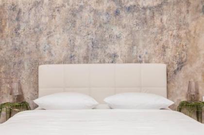 Jasper's Boutique Hotel - image 2