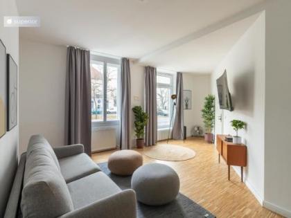 Apartments Berlin Aroser Allee - image 4