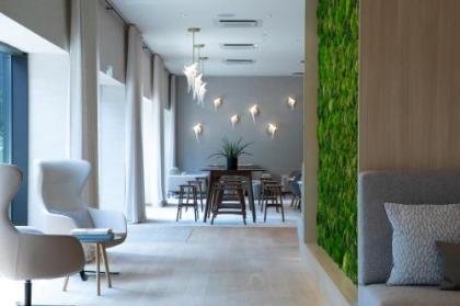 AC Hotel by Marriott Berlin Humboldthain Park - image 2