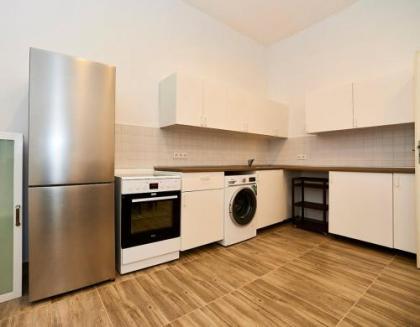 Bearlin City Apartments - City Center East - image 2