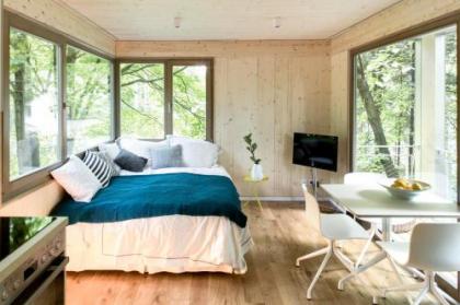Urban Tree House - image 10