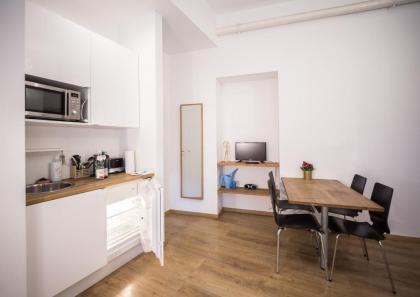 Traumberg Flats - image 17