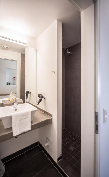Traumberg Flats - image 19