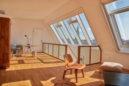 Joachim.8 Maisonette-Apartment mit 2 Schlafzimmern im Herzen von Berlin Mitte - image 8