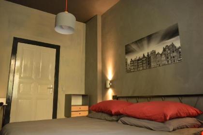 Powerful Apartment in Berlin Alexanderplatz - image 5