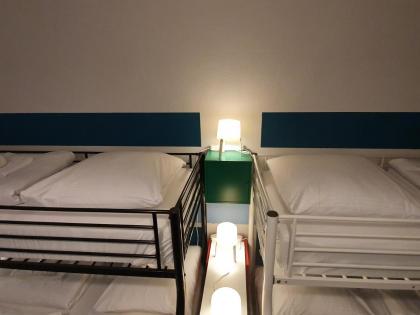 Central Lichtenberger Apartment for 6 People - image 15