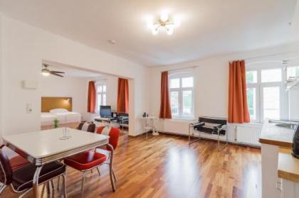 SUITE & APART - image 1