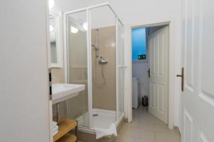SUITE & APART - image 20