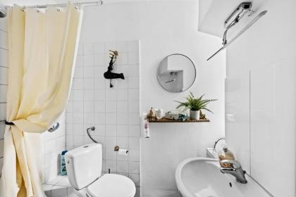 Trendy 3 room apartment in Kreuzberg - image 21