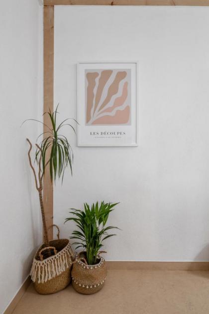 Urban city home - image 10