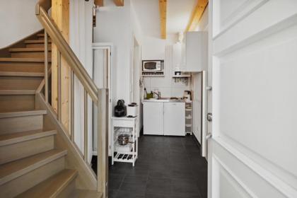 Urban city home - image 12