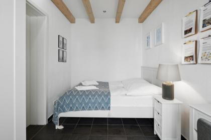Urban city home - image 2