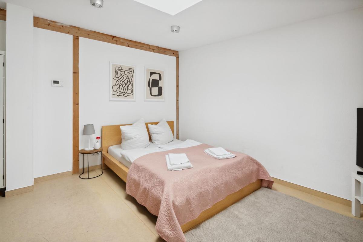 Urban city home - image 5
