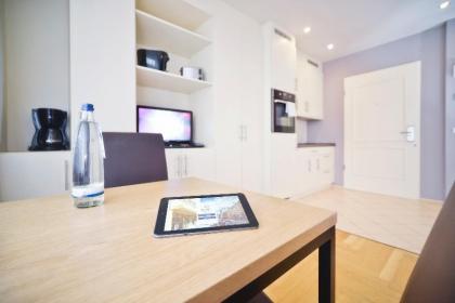 AmC Apartments 