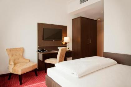 Gold Palais Hotel - image 15
