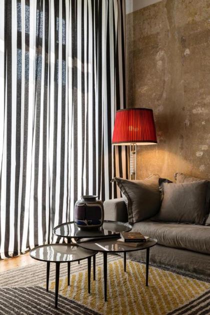 Two Bedrooms Deluxe Apartment with Balcony in Berlin