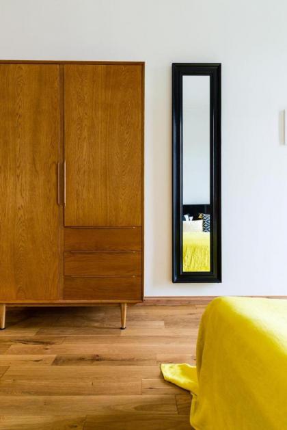 Design spacious Apartment with Balcony - Center of Berlin - image 4