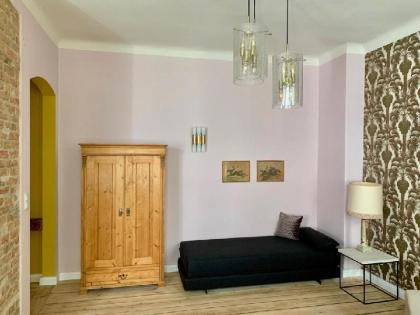 Brilliant Apartments - 1 Bedroom Superior with Balcony - image 3