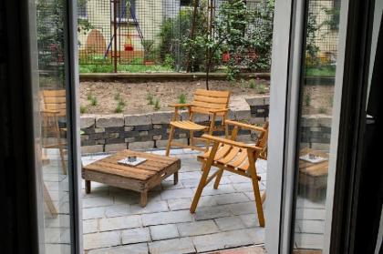 Brilliant Apartments - Studio with Terrace