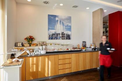 Flottwell Berlin Hotel & Residenz am Park - image 2