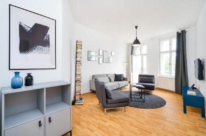 Two-Bedroom & 95 sqm Apartment with Two-Balconies - image 19