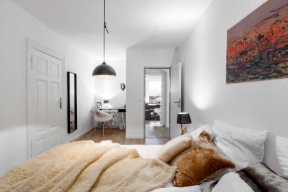 Beautiful 3 Room apartment in Kreuzberg - image 21