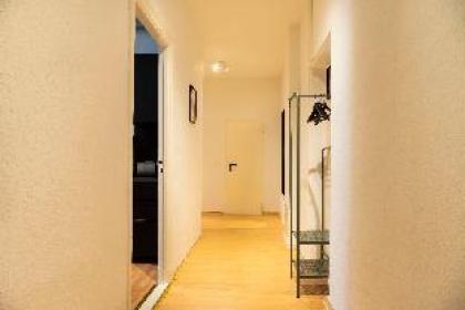 Spacious Family Apartment @Mauerpark SelfCheck-In