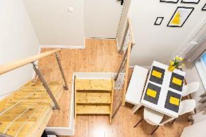 SPACIOUS 2 BR A/CSelfCheckInFree Street Parking - image 8