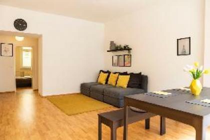 TWO Bedroom Apartment Berlin Neukölln - image 2