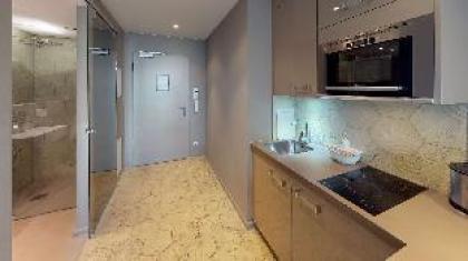 VISIONAPARTMENTS Berlin Otto-Braun-Strasse - image 5