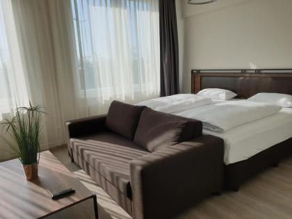 Motel Plus Schonefeld - image 2