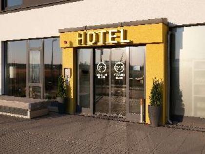 B&B Hotel Berlin-Airport - image 11