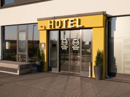 B&B Hotel Berlin-Airport - image 16