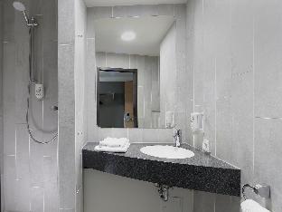 B&B Hotel Berlin-Airport - image 6