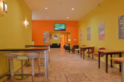 Happy Hotel Berlin - image 14