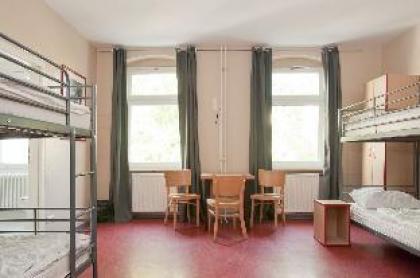 Happy Hotel Berlin - image 26