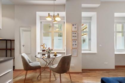 Modern and new designer flat in Charlottenburg - image 2