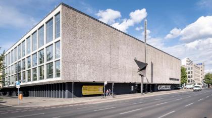 Central and new designer flat in Charlottenburg - image 12