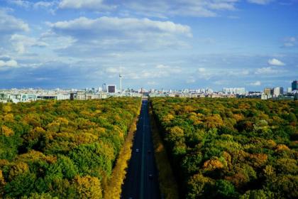 Central and new designer flat in Charlottenburg - image 15